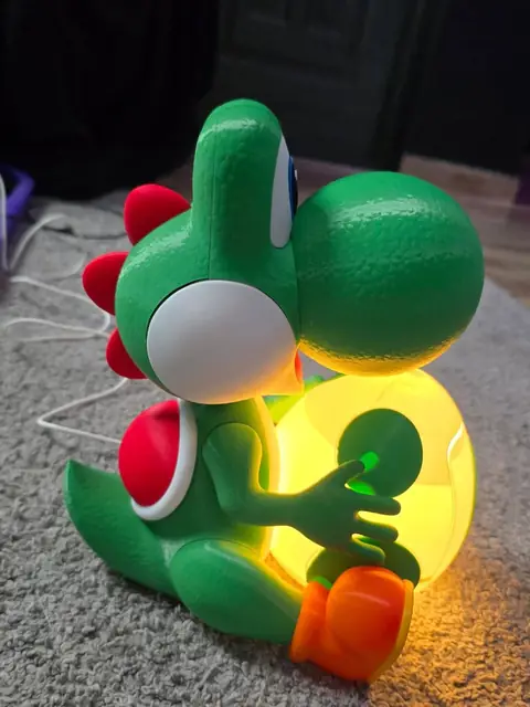 Lámpara de Yoshi encendida